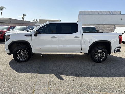 Used 2025 GMC Sierra 1500 AT4 AWD/4WD image 7