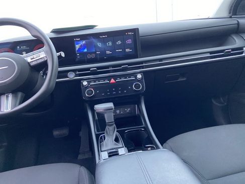 Used 2025 Hyundai Tucson SEL FWD image 15