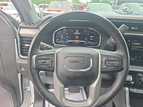 Used 2024 GMC Sierra 3500 Denali w/ Denali Reserve Package AWD/4WD image 27