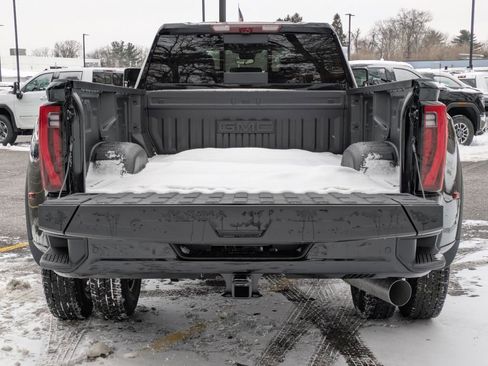 New 2026 GMC Sierra 3500 Denali w/ Denali Reserve Package image 34