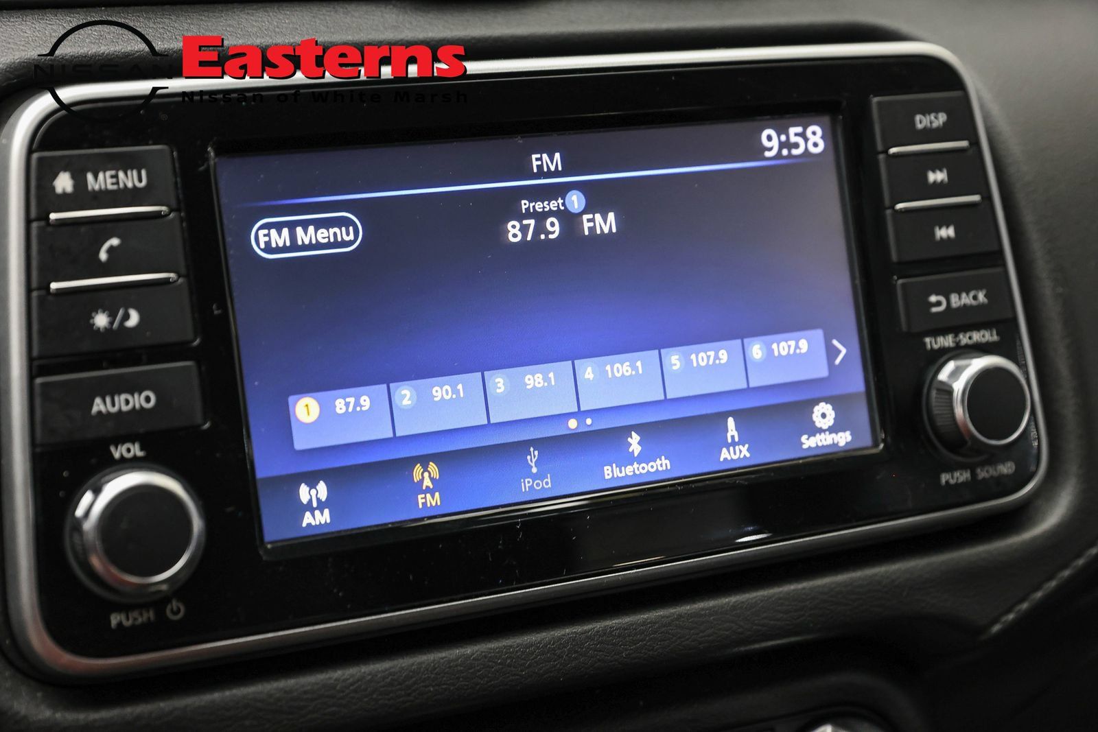 Used 2025 Nissan Versa S FWD image 18