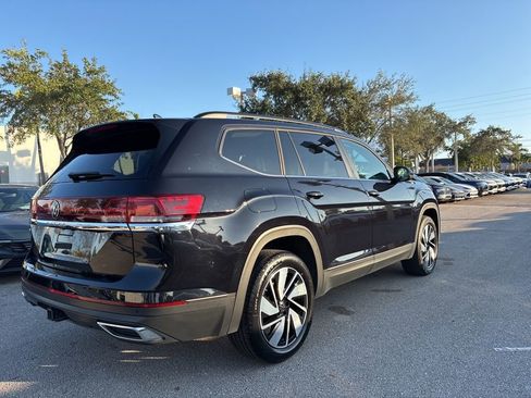 Used 2024 Volkswagen Atlas SE image 5