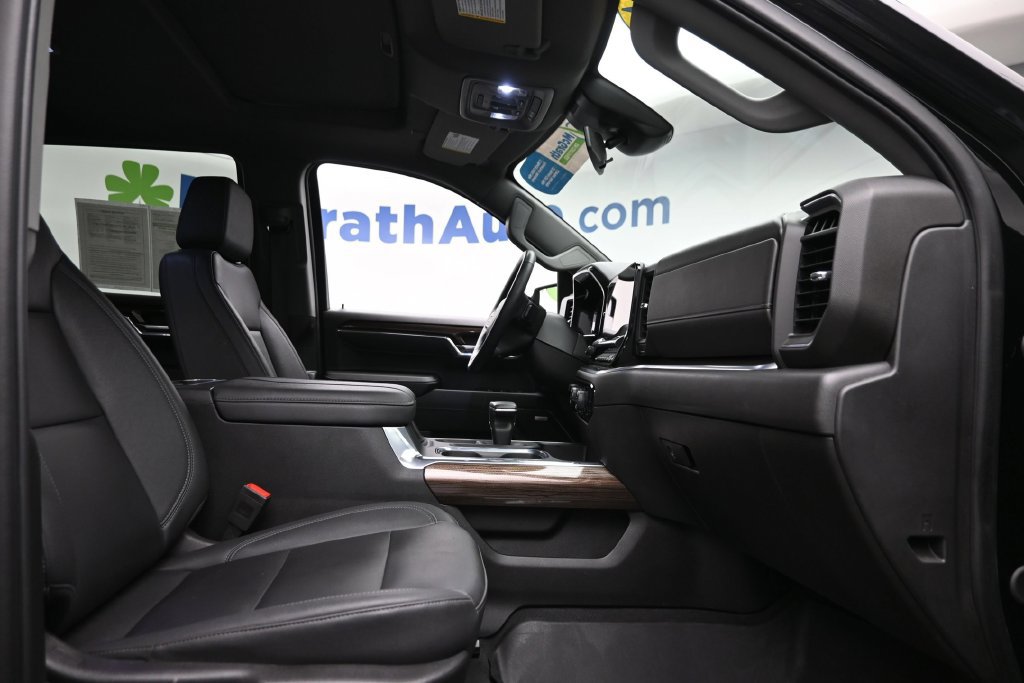 Used 2024 Chevrolet Silverado 1500 RST w/ Convenience Package II AWD/4WD image 9