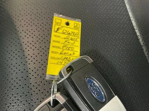 Used 2025 Ford F150 Lariat AWD/4WD image 17