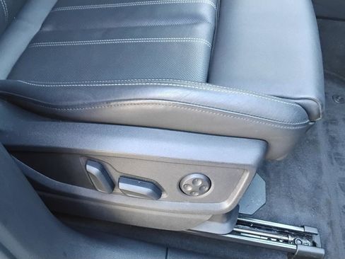 Used 2022 Audi Q5 2.0T Prestige image 28