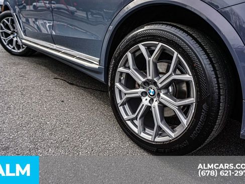 Used 2024 BMW X7 xDrive40i image 16