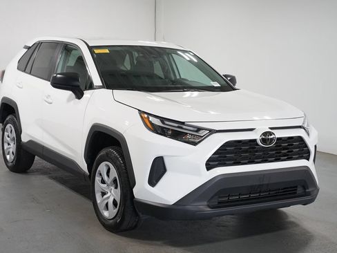 Used 2024 Toyota RAV4 LE FWD image 3
