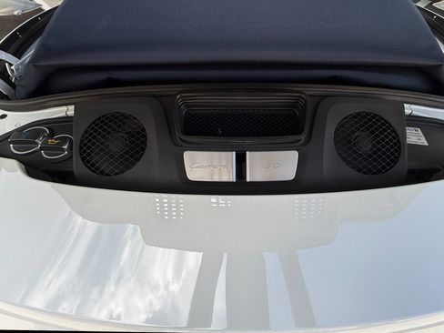 Used 2018 Porsche 911 Carrera image 44