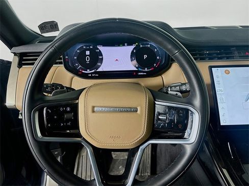 Used 2024 Land Rover Range Rover Sport SE image 12