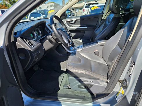Used 2012 Volvo XC60 3.2 FWD image 14