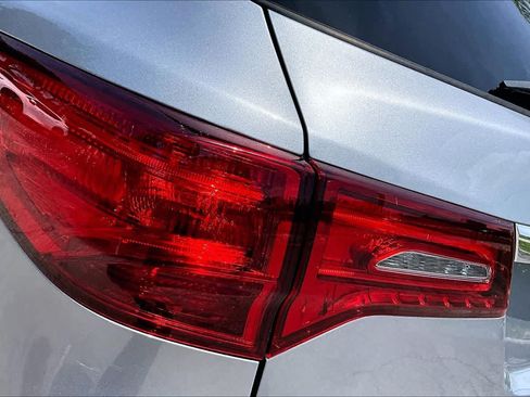 Used 2020 Acura MDX w/ Technology Package FWD image 28