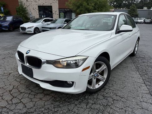 Used 2015 BMW 320i Sedan RWD image 1