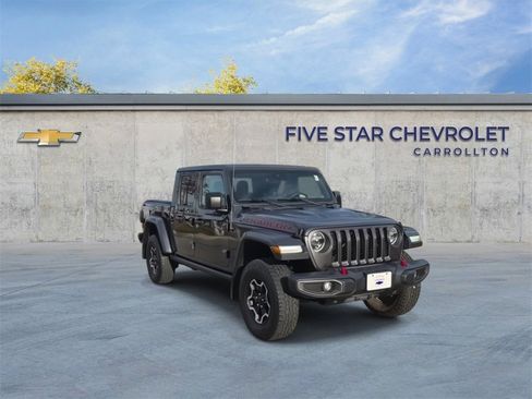 Used 2020 Jeep Gladiator Rubicon image 2