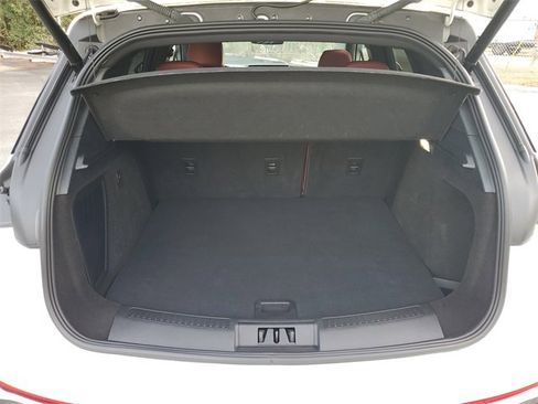 Used 2024 Lincoln Corsair Reserve w/ Rear Removable Package Tray image 8