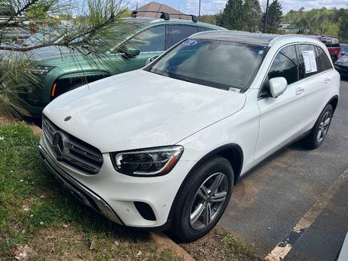 Used 2021 Mercedes-Benz GLC 300 4MATIC w/ Premium Package image 1