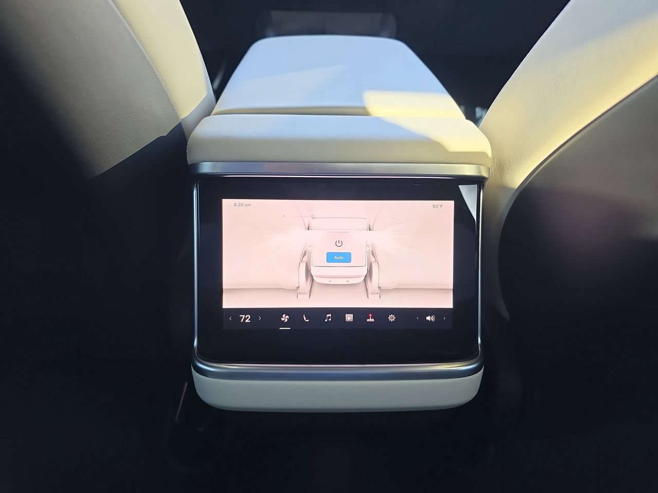 Used 2022 Tesla Model S Standard Range AWD/4WD image 21