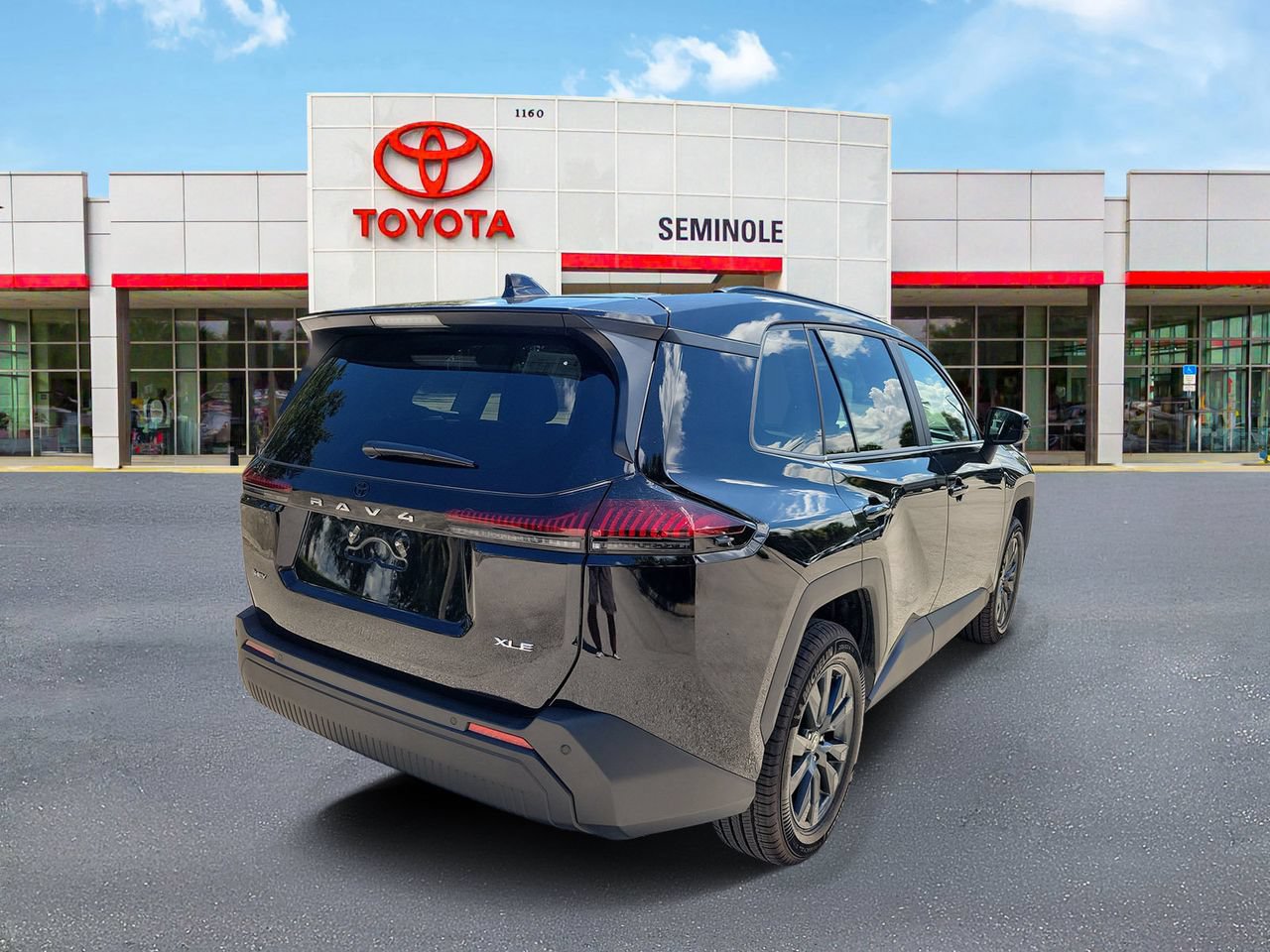 Used 2026 Toyota RAV4 XLE Premium FWD image 3