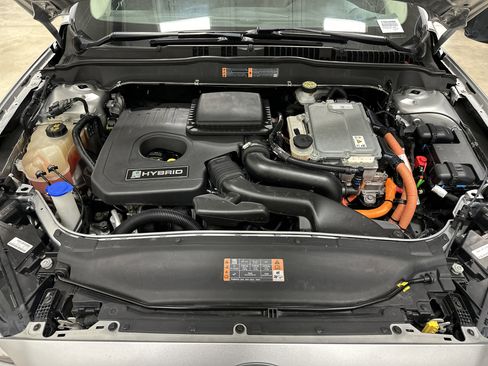 Used 2019 Ford Fusion Titanium image 34