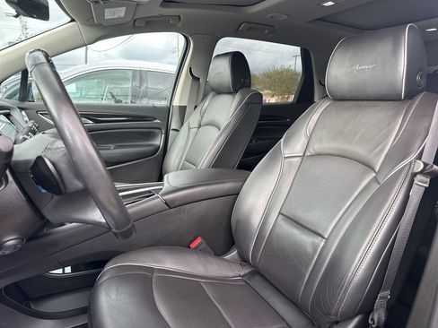 Used 2019 Buick Enclave Avenir w/ Avenir Technology Package image 8