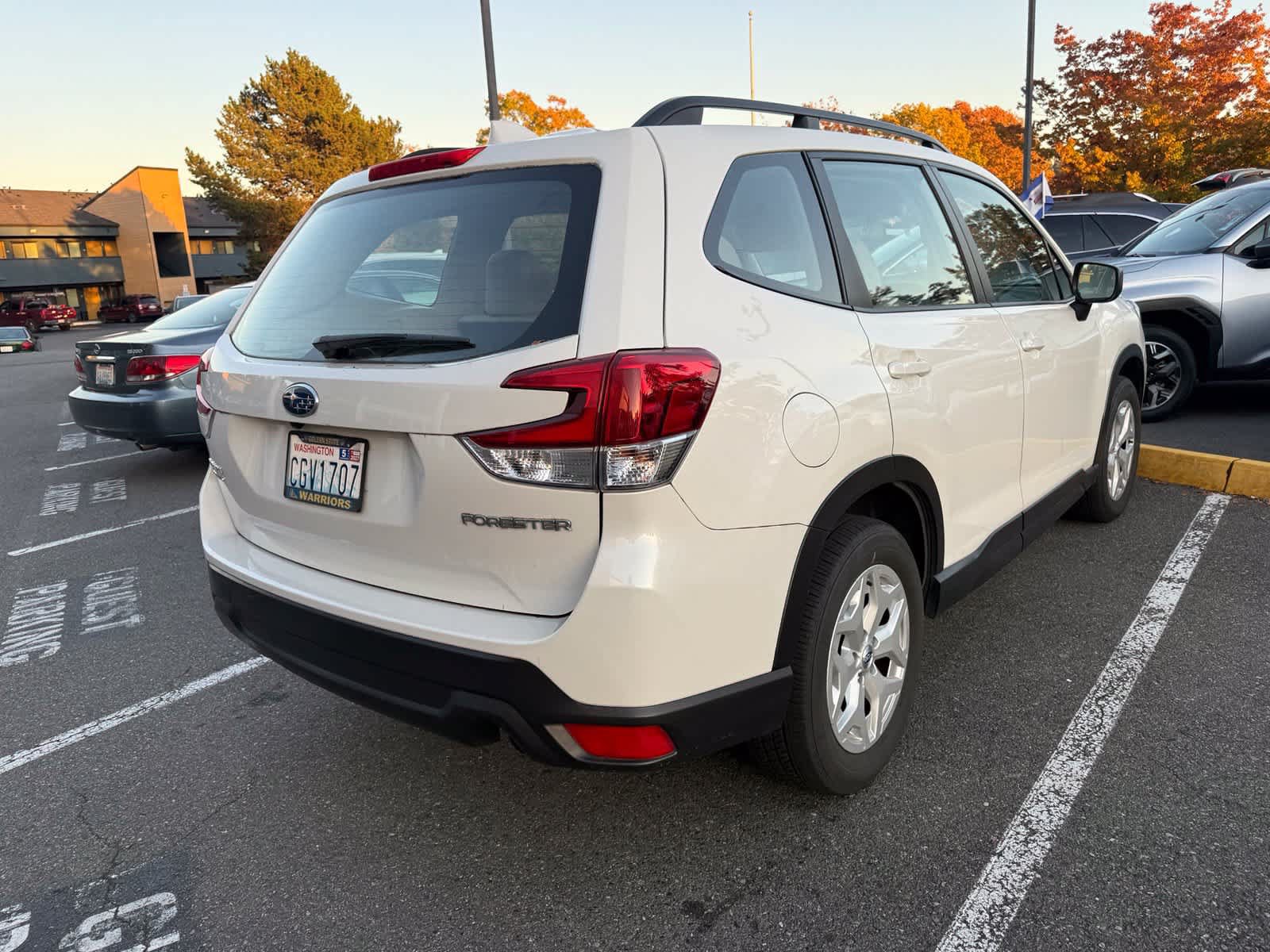 Certified 2021 Subaru Forester AWD/4WD image 3