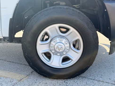 Used 2024 RAM 3500 Tradesman image 15