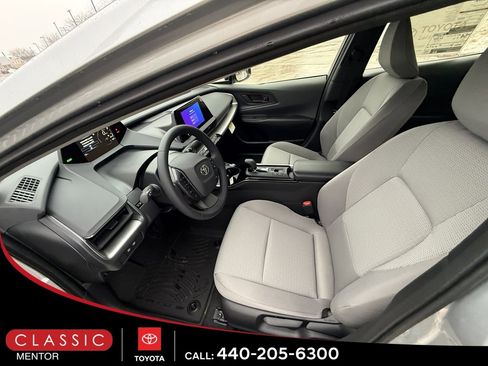 New 2026 Toyota Prius LE image 9