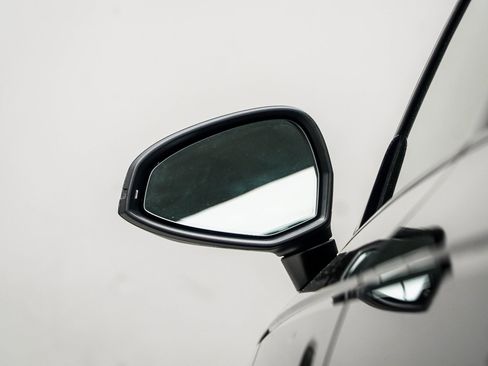 Used 2018 Audi A4 2.0T Ultra Premium w/ Convenience Package image 13