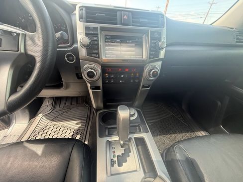 Used 2010 Toyota 4Runner Limited AWD/4WD image 15