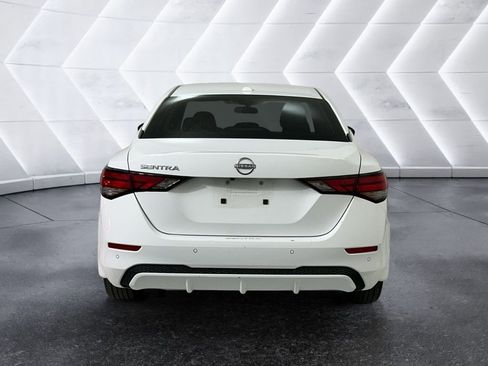 Used 2025 Nissan Sentra SV image 5