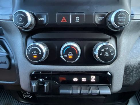 Used 2024 RAM 3500 Tradesman AWD/4WD image 20