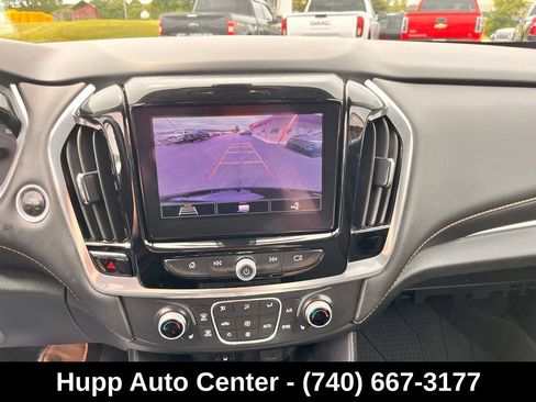Used 2020 Chevrolet Traverse LT AWD/4WD image 13