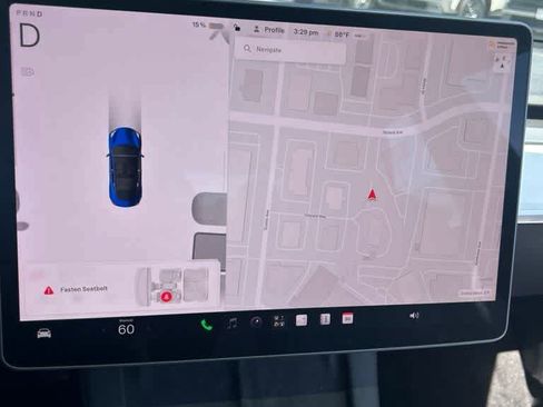 Used 2023 Tesla Model 3 Standard Range RWD image 9
