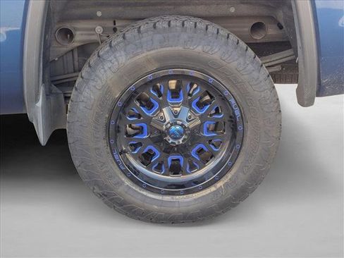 Used 2017 GMC Sierra 1500 SLT w/ SLT Premium Package image 9