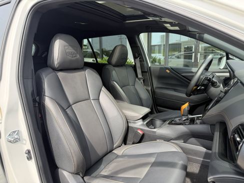 Used 2025 Subaru Outback Wilderness AWD/4WD image 25
