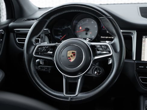 Used 2019 Porsche Macan S AWD/4WD image 9