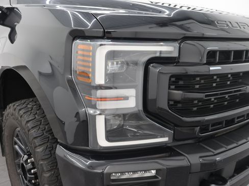 Used 2022 Ford F250 Lariat w/ Black Appearance Package AWD/4WD image 23