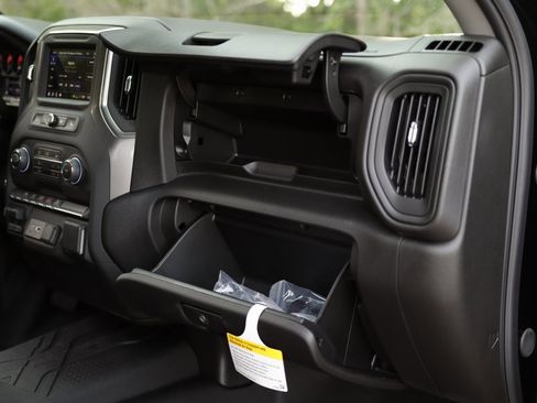 New 2025 Chevrolet Silverado 1500 Custom image 35