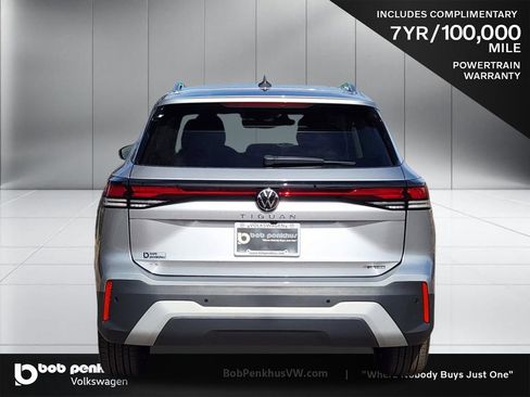 New 2026 Volkswagen Tiguan SE AWD/4WD image 26