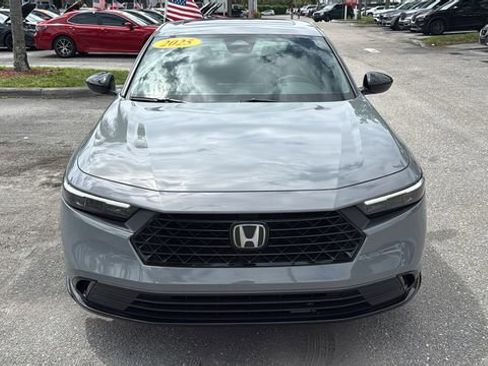 Used 2025 Honda Accord Sport image 2