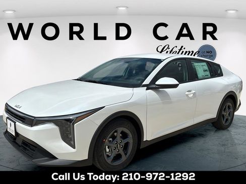 New 2026 Kia K4 FWD image 6