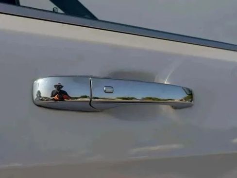 Used 2020 Jeep Grand Cherokee Limited image 37