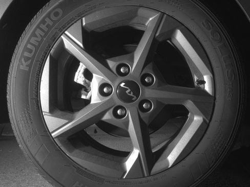 Used 2025 Kia K4 LXS FWD image 15