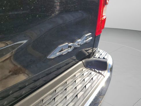 Used 2019 RAM 3500 Limited image 33