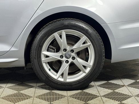 Used 2018 Audi A4 2.0T Premium w/ Convenience Package image 36