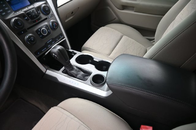Used 2015 Ford Explorer FWD image 28