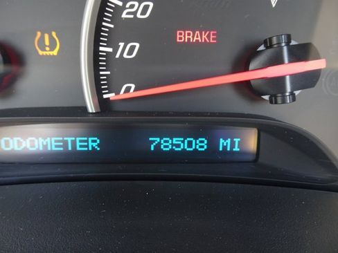 Used 2011 Chevrolet Corvette Grand Sport w/ Preferred Equipment Group image 24