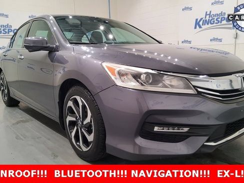 Certified 2017 Honda Accord EX-L image 2