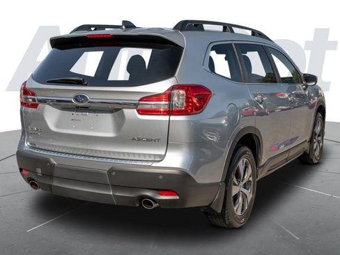 Used 2019 Subaru Ascent Premium AWD/4WD image 3