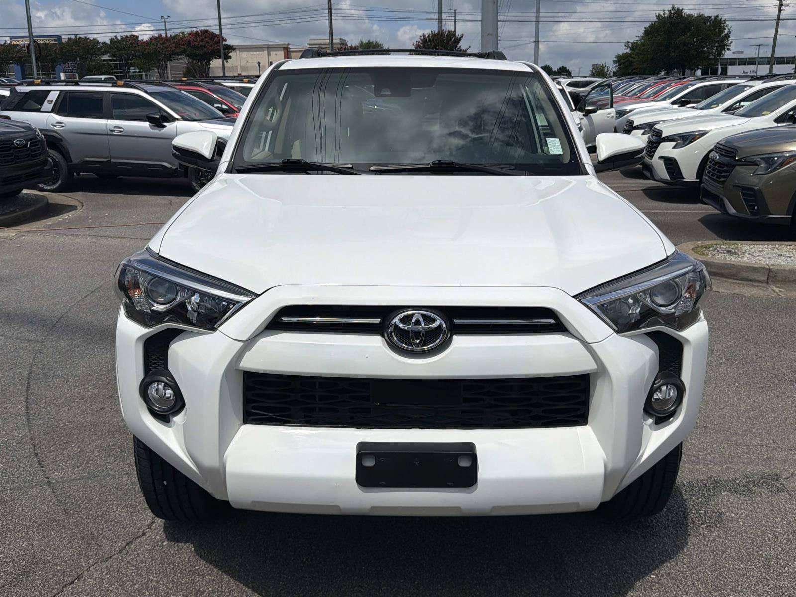 Used 2020 Toyota 4Runner SR5 Premium AWD/4WD image 4