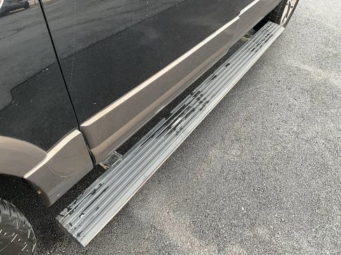 Used 2017 Ford Expedition EL King Ranch image 42